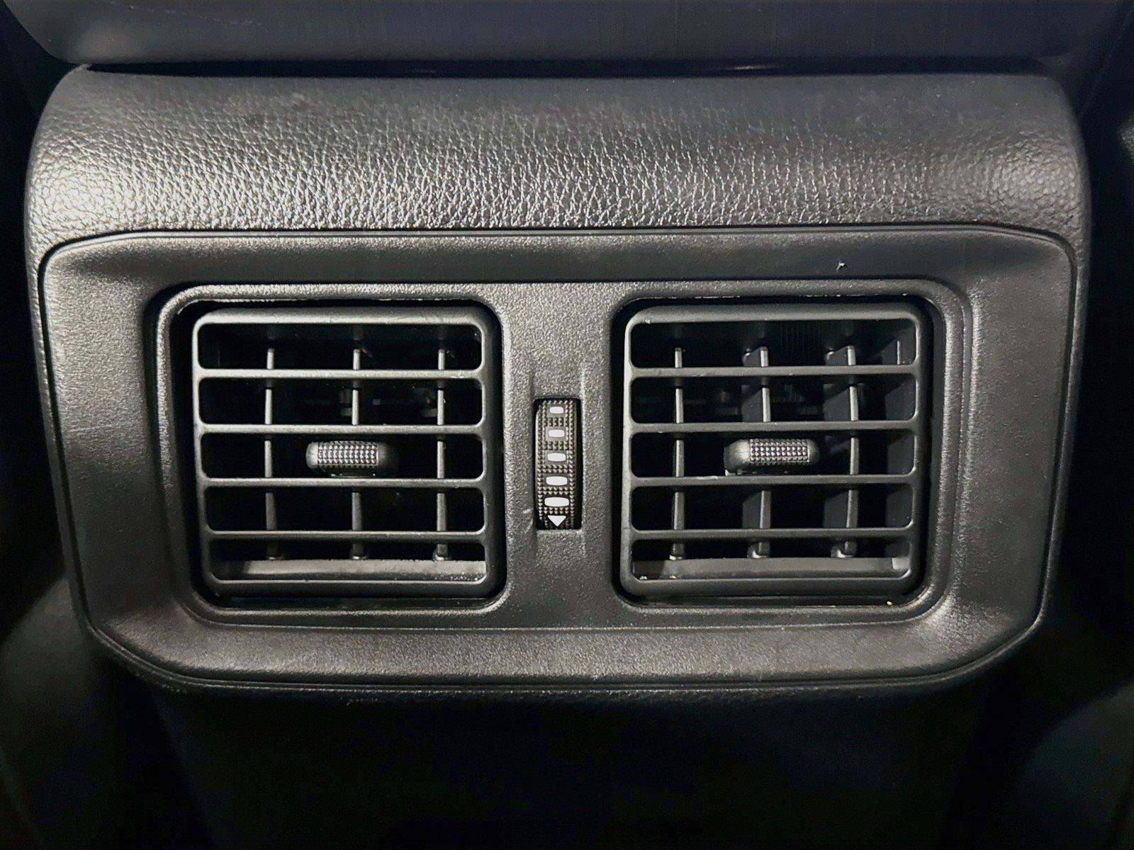 Certified 2025 Toyota RAV4 XLE AWD/4WD image 34