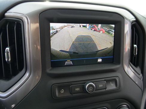 Used 2023 Chevrolet Silverado 2500 Custom w/ Custom Value Package image 10