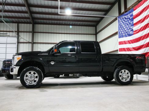 Used 2012 Ford F250 Lariat w/ Lariat Ultimate Pkg AWD/4WD image 5