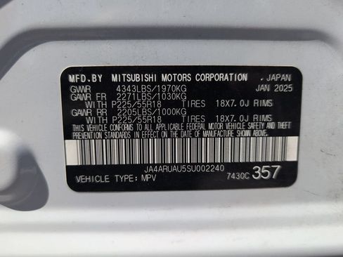 Used 2025 Mitsubishi Outlander Sport SE AWD/4WD image 35