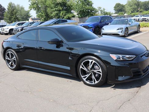 Used 2023 Audi e-tron GT Prestige w/ Prestige Package AWD/4WD image 3