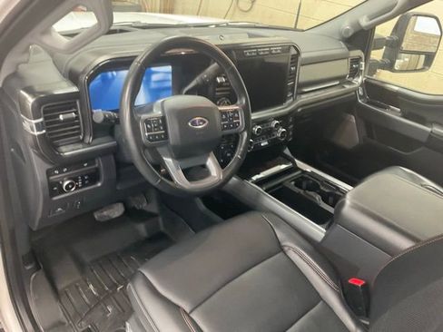 Used 2023 Ford F250 Lariat w/ Lariat Ultimate Package image 6