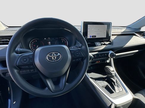Used 2023 Toyota RAV4 XLE image 11