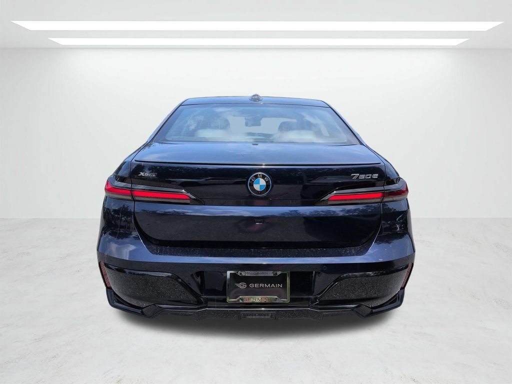 New 2026 BMW 750e xDrive AWD/4WD image 5