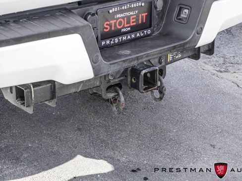 Used 2022 Ford F350 Platinum w/ FX4 Off-Road Package image 5