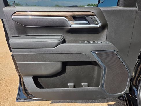 Used 2026 Chevrolet Silverado 1500 RST w/ RST Select Package RWD image 12