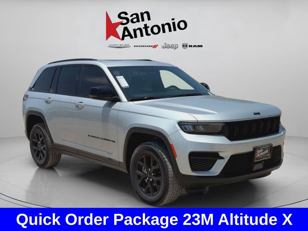 New 2025 Jeep Grand Cherokee Altitude RWD image 2
