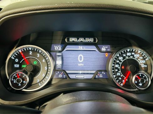Used 2025 RAM 1500 Big Horn AWD/4WD image 17