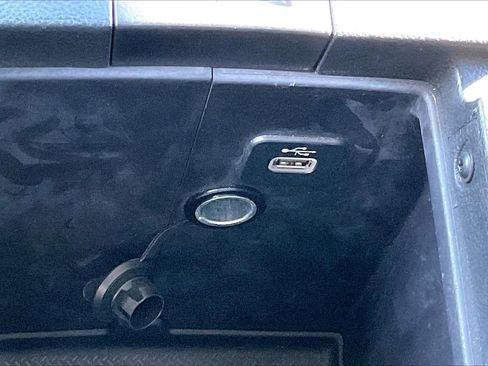 Certified 2018 Jeep Wrangler Sport image 15