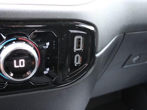 New 2026 GMC Sierra 1500 Elevation w/ Elevation Select Package AWD/4WD image 40