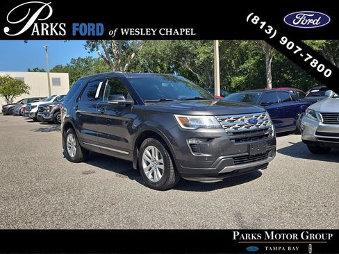 Certified 2018 Ford Explorer XLT w/ Equipment Group 202A AWD/4WD image 1