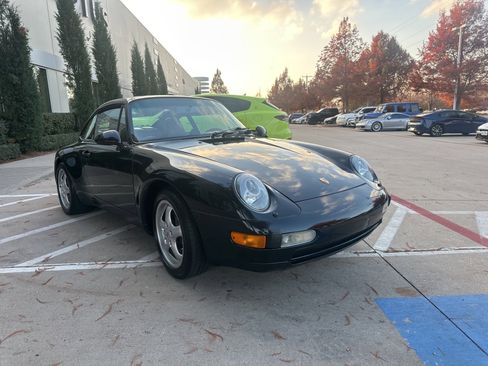 Used 1997 Porsche 911 Targa image 3