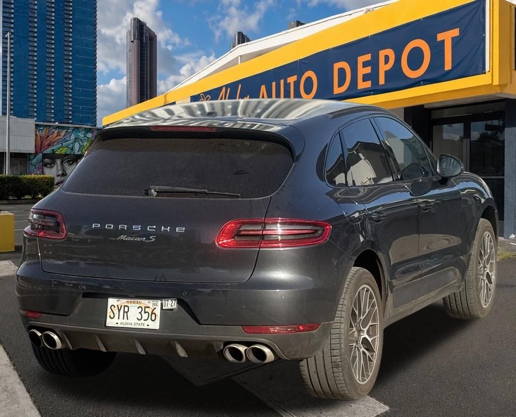 Used 2017 Porsche Macan S AWD/4WD image 4