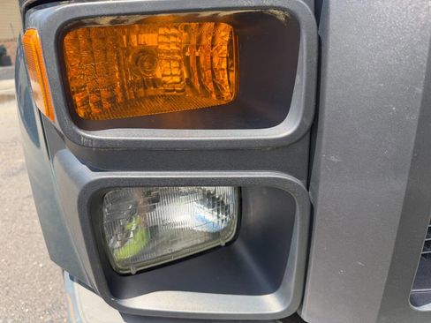 Used 2008 Ford F250 XL RWD image 4