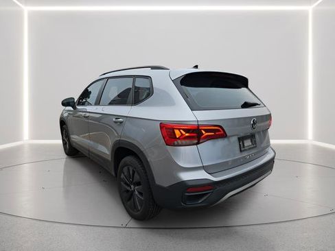 Used 2023 Volkswagen Taos S image 3