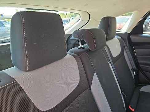 Used 2012 Ford Focus SE image 46