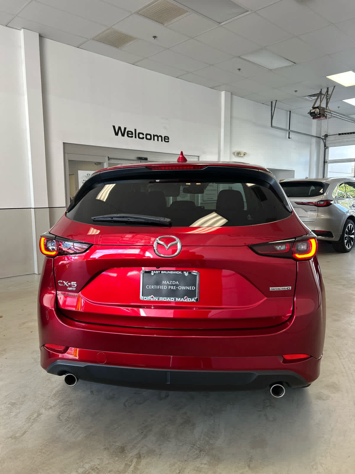 Certified 2024 MAZDA CX-5 AWD 2.5 S w/ Preferred Package image 4