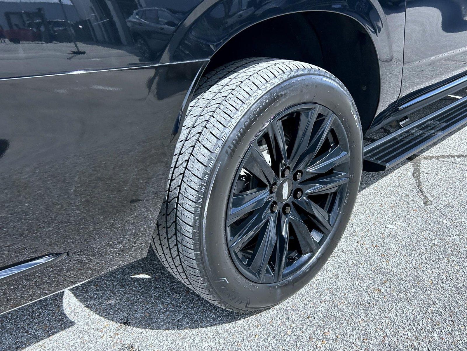 Certified 2024 Cadillac Escalade ESV Sport w/ Touring Package AWD/4WD image 12