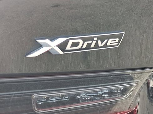 Certified 2023 BMW 330i xDrive Sedan w/ Driving Assistance Package image 35