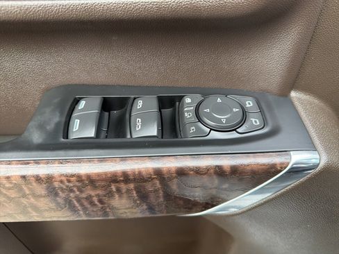 Used 2022 GMC Sierra 2500 Denali w/ Denali Ultimate Package image 28