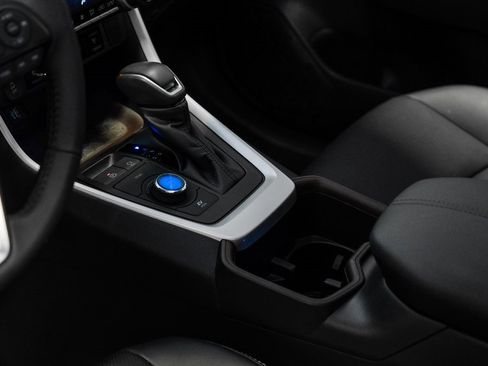 Used 2024 Toyota RAV4 Limited image 30