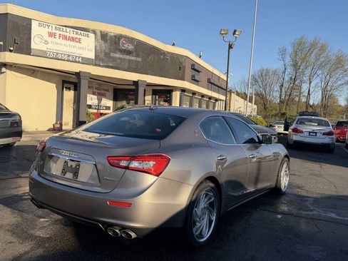 Used 2017 Maserati Ghibli S Q4 AWD/4WD image 8