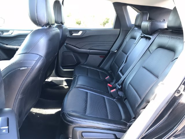 Used 2022 Ford Escape Titanium AWD/4WD image 19