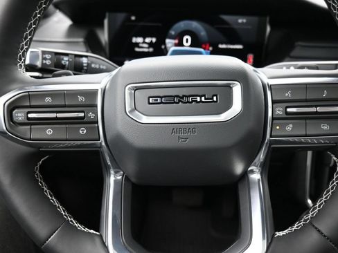 New 2026 GMC Acadia Denali w/ Super Cruise Package AWD/4WD image 10
