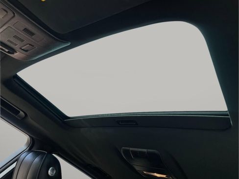 Used 2012 Land Rover Range Rover Supercharged image 18