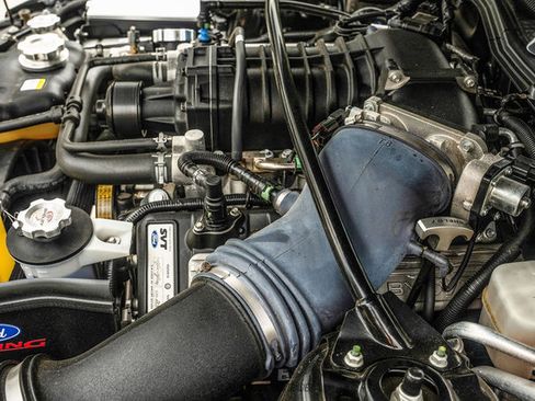 Used 2008 Ford Mustang Shelby GT500 RWD image 33