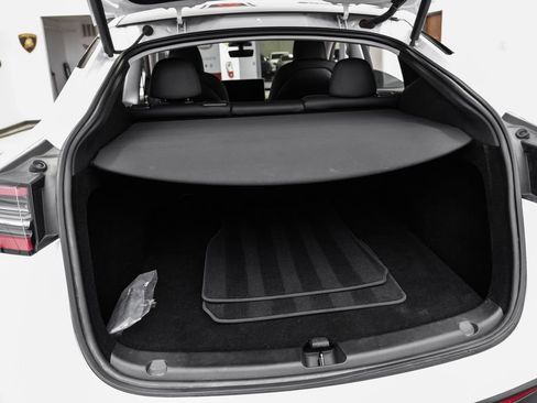 Used 2023 Tesla Model Y Long Range AWD/4WD image 46