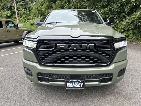 Used 2025 RAM 1500 Big Horn AWD/4WD image 3