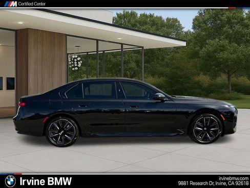 Certified 2023 BMW 740i 740i w/ Executive Package image 7