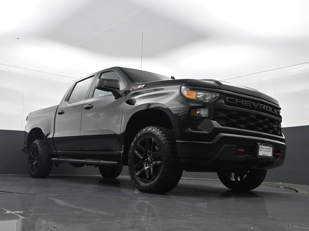 Certified 2023 Chevrolet Silverado 1500 Custom Trail Boss w/ LPO, Dark Essentials Package AWD/4WD image 37