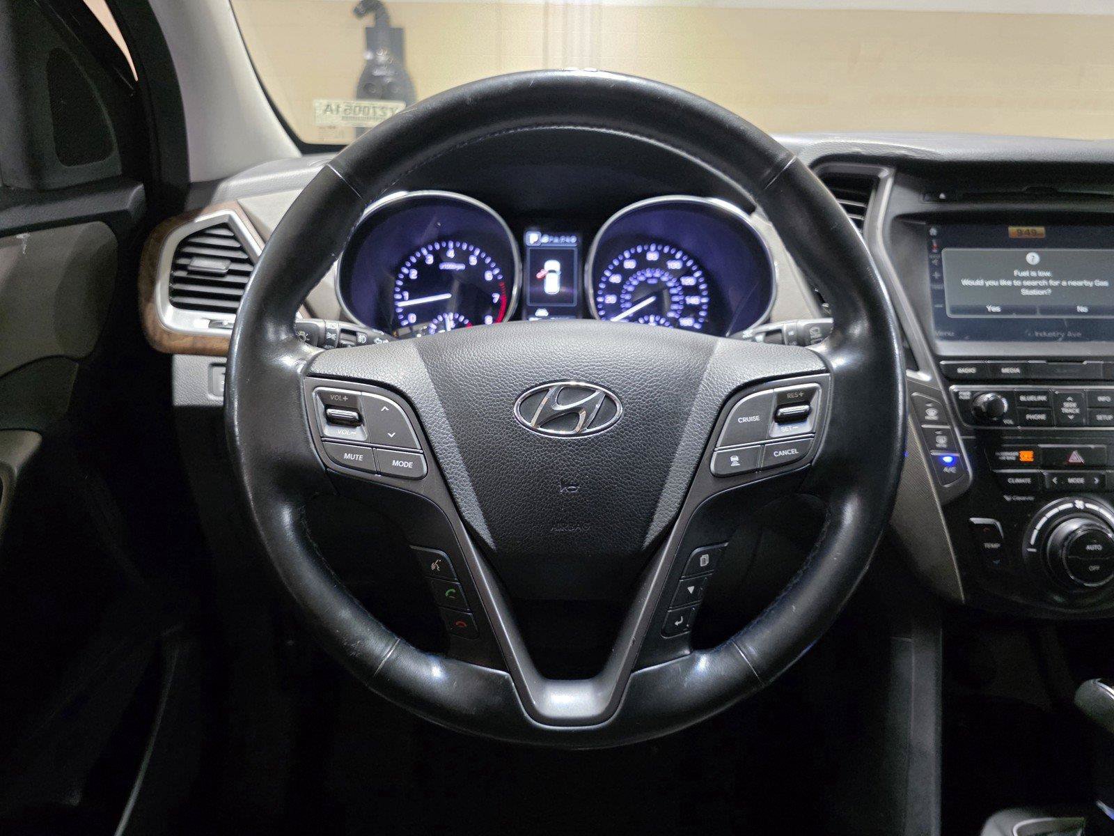 Used 2017 Hyundai Santa Fe Limited FWD image 31