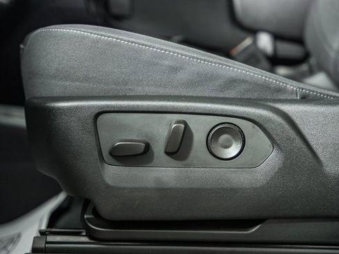 Used 2024 Chevrolet Silverado 2500 Custom w/ Custom Convenience Package image 39