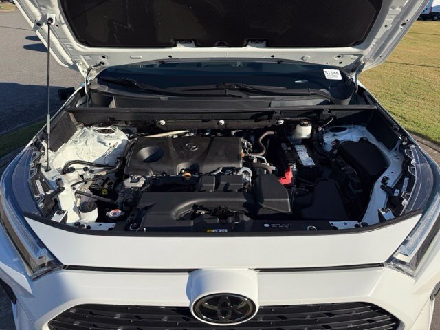 Used 2023 Toyota RAV4 LE FWD image 32