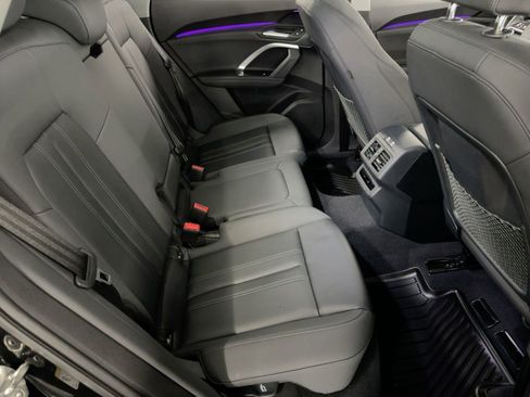 Used 2025 Audi Q5 Premium w/ Convenience Package image 29