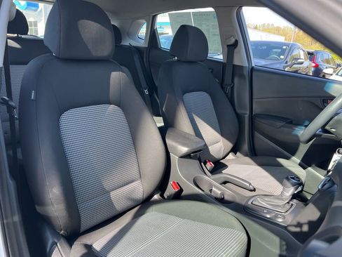 Used 2021 Hyundai Kona SE AWD/4WD image 23