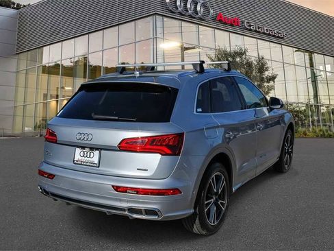 Used 2020 Audi Q5 e Prestige w/ Prestige Package image 4