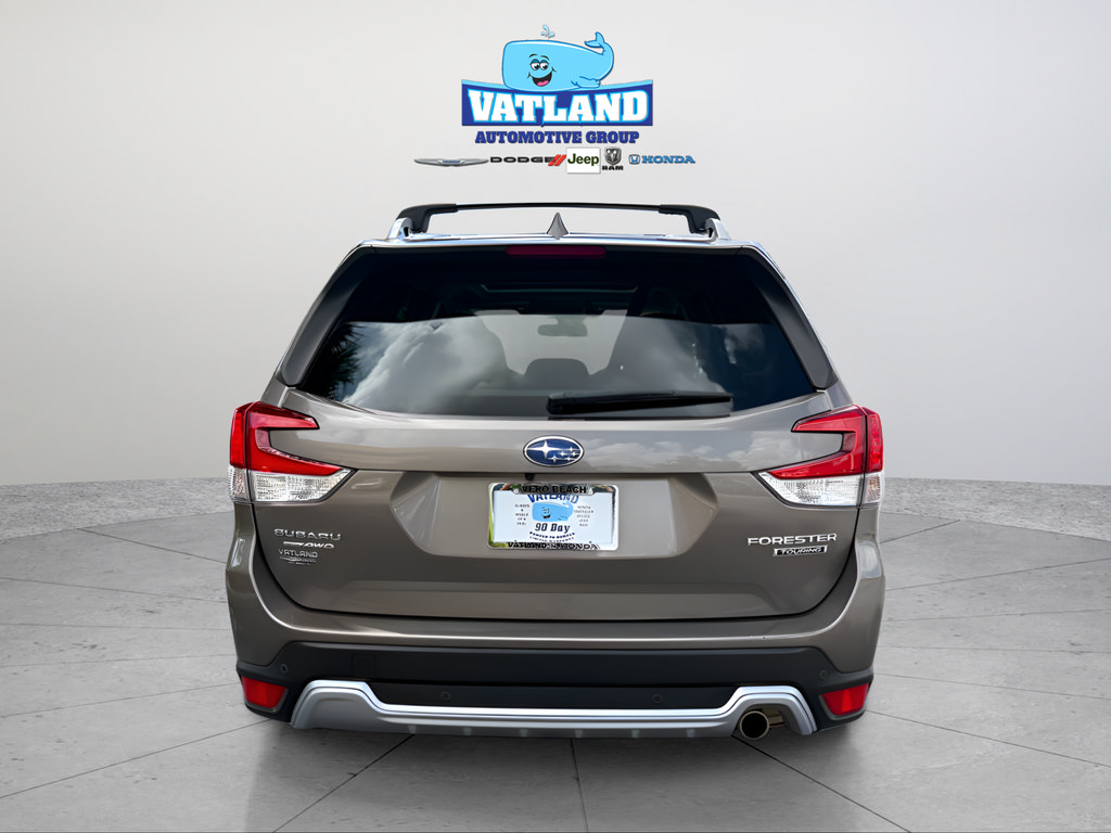 Used 2023 Subaru Forester Touring AWD/4WD image 3