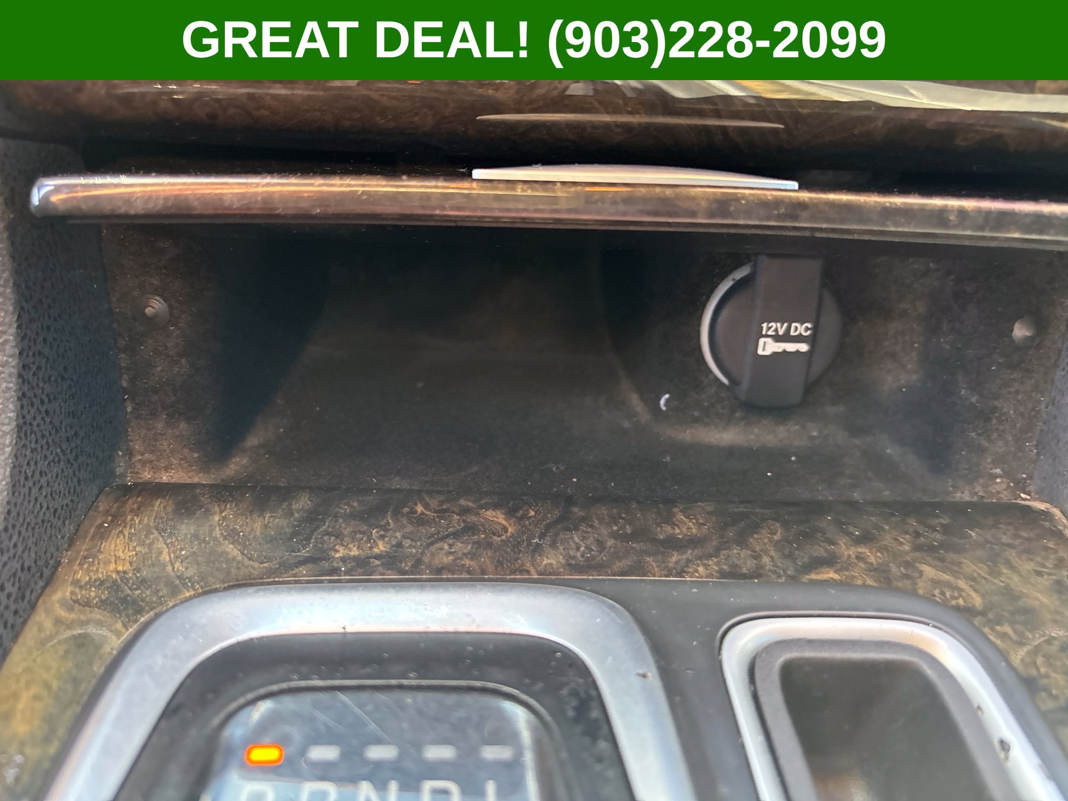 Used 2016 Chrysler 300 C RWD image 31