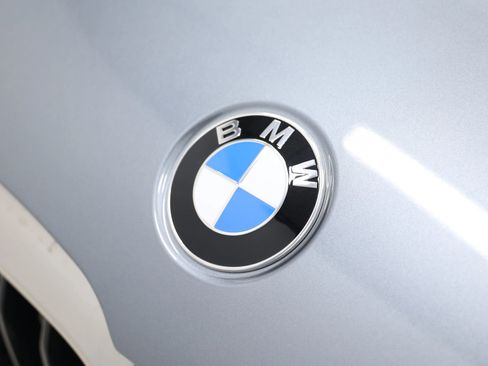 Used 2018 BMW M550i xDrive image 98