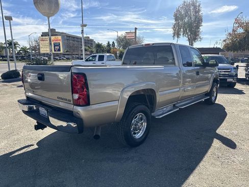 Used 2004 Chevrolet Silverado 2500 LS image 10
