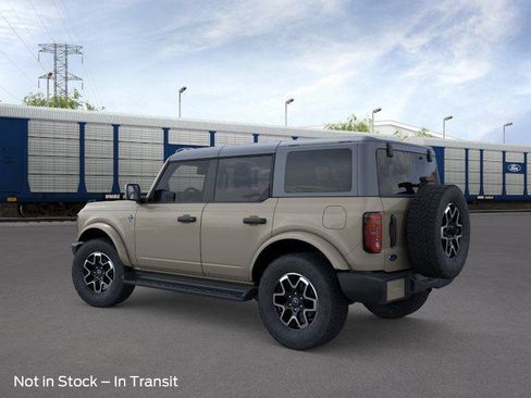 New 2026 Ford Bronco Outer Banks AWD/4WD image 4