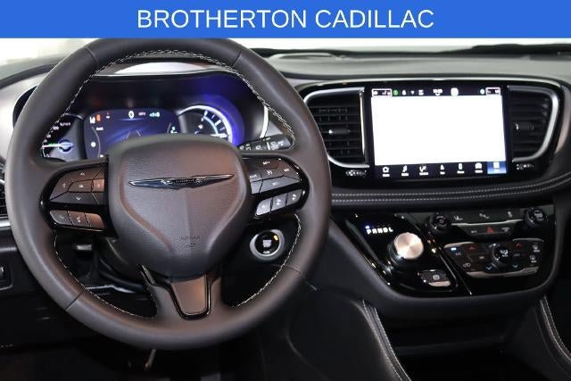 Used 2023 Chrysler Pacifica Limited w/ S Appearance Package FWD image 20
