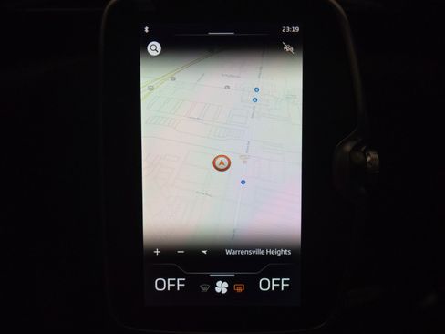 Used 2023 McLaren Artura RWD image 14