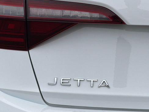 Used 2024 Volkswagen Jetta S FWD image 32