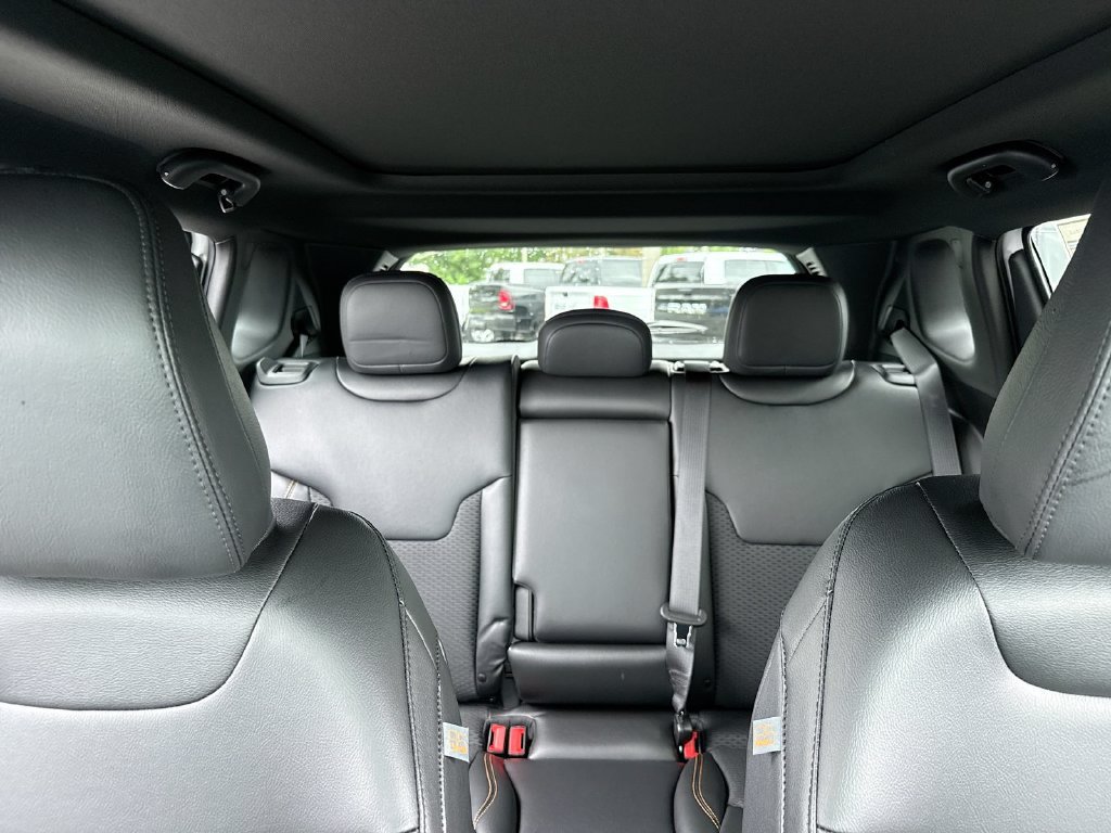 New 2026 Jeep Compass Latitude AWD/4WD image 31