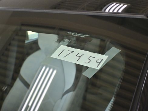 New 2024 BMW i5 eDrive40i w/ Executive Package image 27